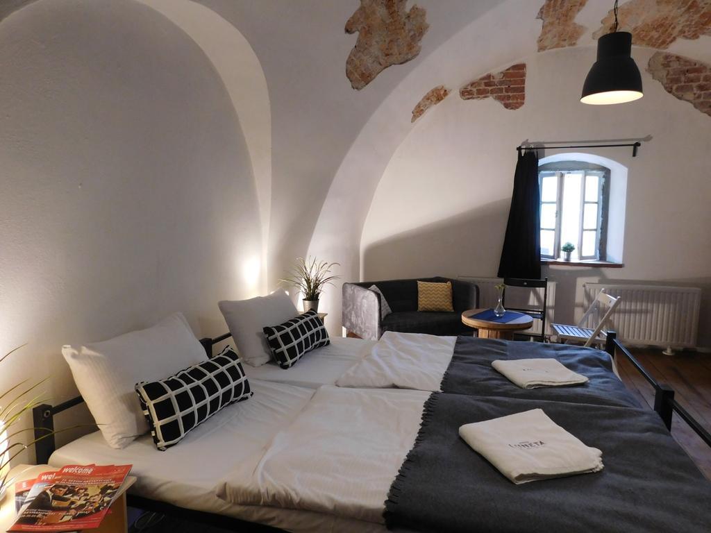 Hostel Luneta Warszawska *